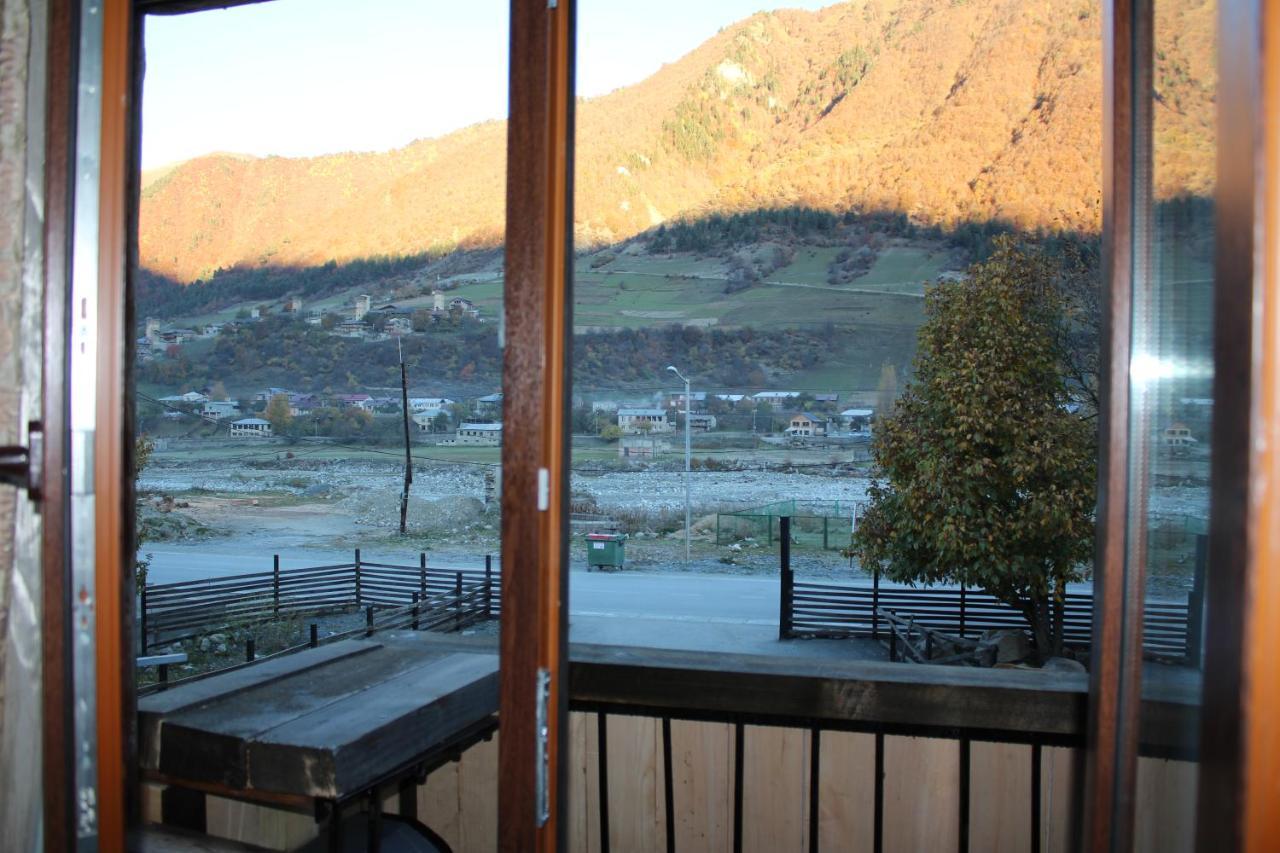 Salome Guest House Mestia Bagian luar foto